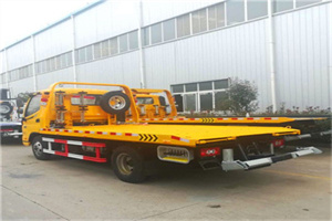 淮滨附近拖车救援搭电